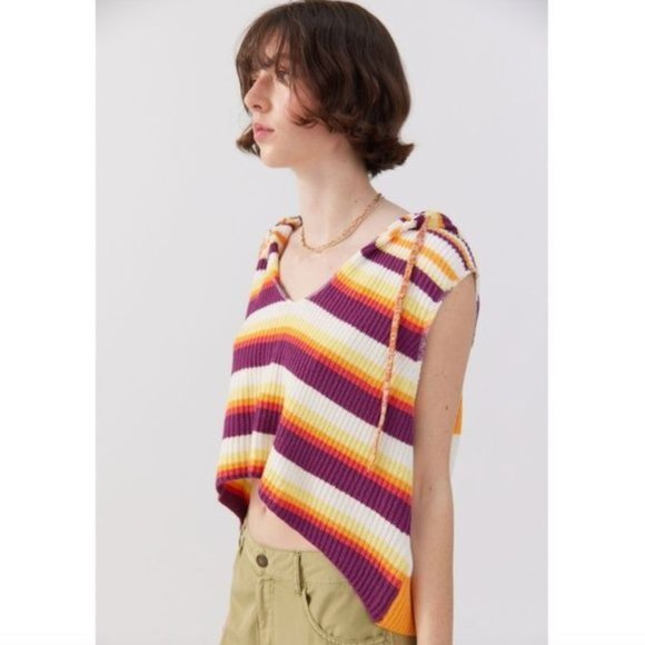 Urban Outfitters BDG Reid Hooded Sweater Vest - Picture 2 of 8